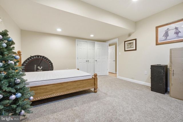 21111 GREENBRIER RD, Boonsboro, MD 21713