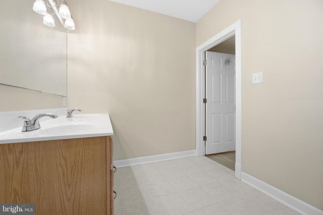 21111 GREENBRIER RD, Boonsboro, MD 21713