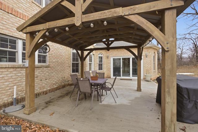 21111 GREENBRIER RD, Boonsboro, MD 21713