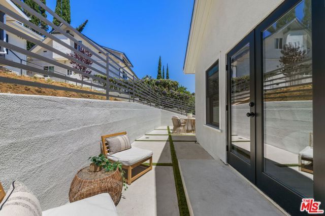 424 N Avenue 54, Los Angeles, CA 90042