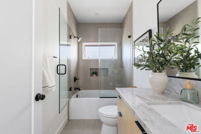 424 N Avenue 54, Los Angeles, CA 90042