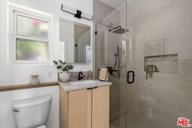 424 N Avenue 54, Los Angeles, CA 90042