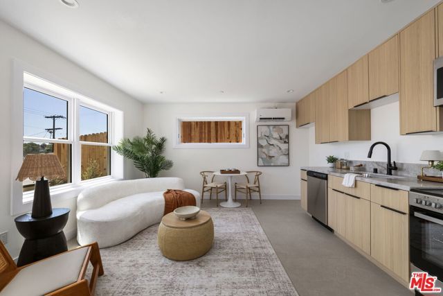 424 N Avenue 54, Los Angeles, CA 90042