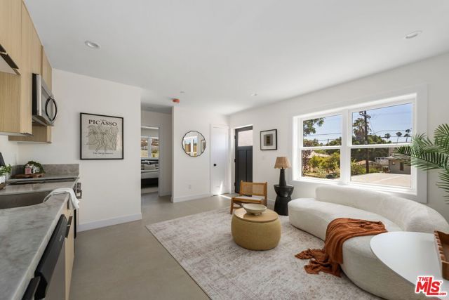424 N Avenue 54, Los Angeles, CA 90042