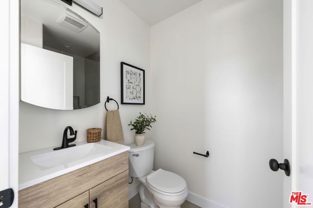 424 N Avenue 54, Los Angeles, CA 90042
