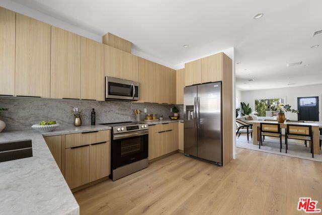 424 N Avenue 54, Los Angeles, CA 90042