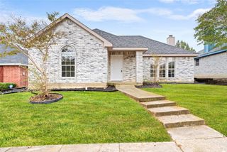 1042 Kim Lane, Mesquite, TX 75149