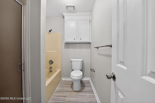 147 Sunnycrest Drive, Ridgeland, MS 39157