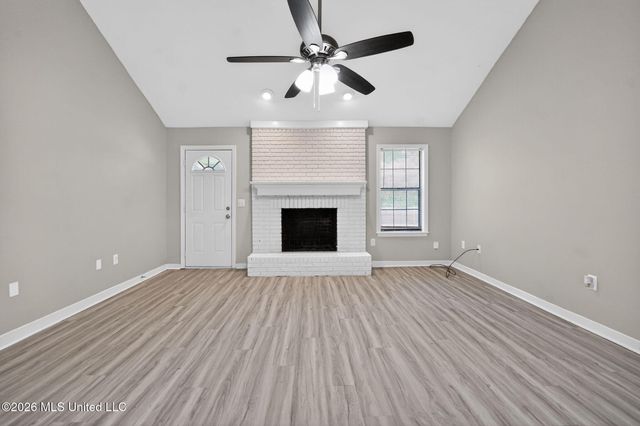 147 Sunnycrest Drive, Ridgeland, MS 39157