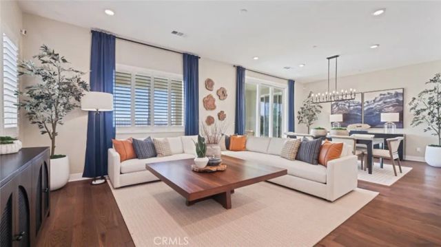 29432 Via Diamante, Valencia, CA 91354