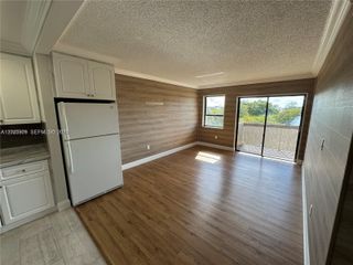 1121 SW 122nd Avenue 4122, Miami, FL 33184