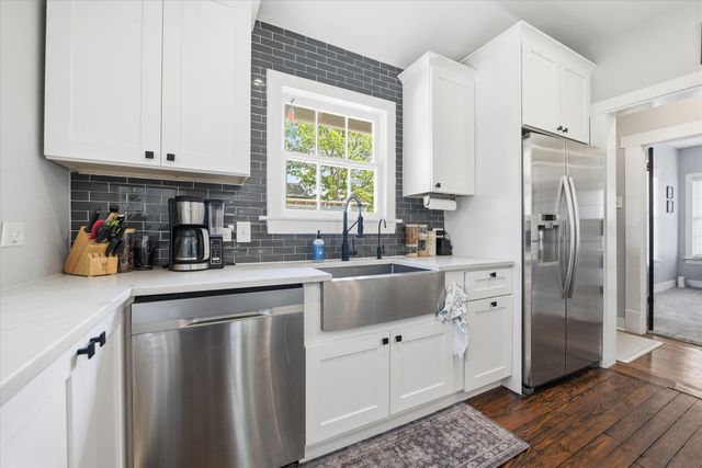 2241 Hurley Avenue, Fort Worth, TX 76110