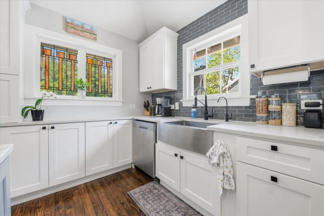 2241 Hurley Avenue, Fort Worth, TX 76110