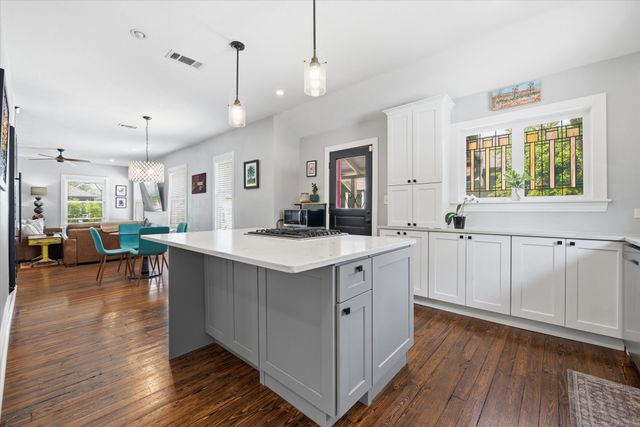 2241 Hurley Avenue, Fort Worth, TX 76110