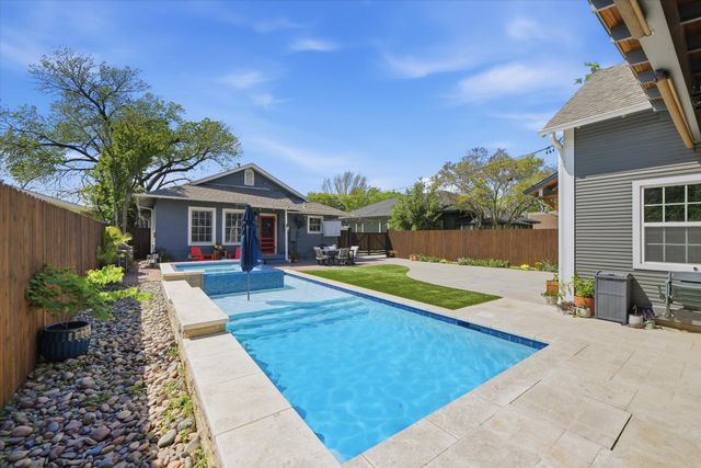 2241 Hurley Avenue, Fort Worth, TX 76110