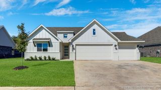15915 E 75th Place North, Owasso, OK 74055