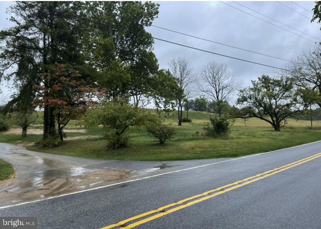 2611 BUTLER RD, Glyndon, MD 21071