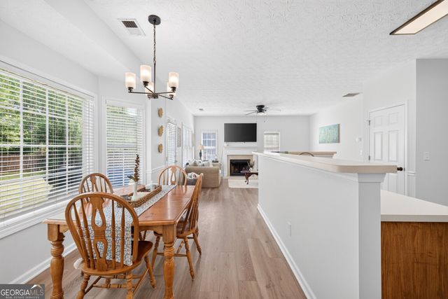 909 Milton Circle, Loganville, GA 30052