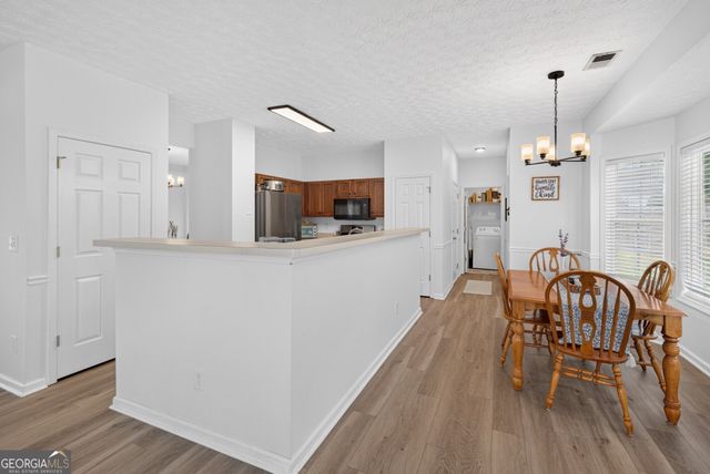 909 Milton Circle, Loganville, GA 30052
