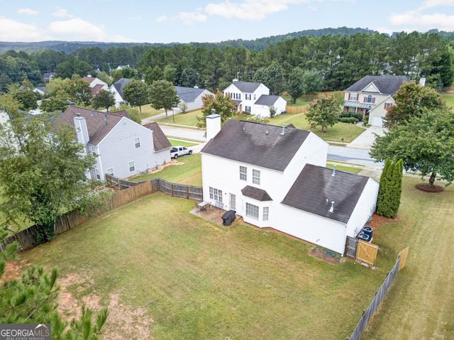 909 Milton Circle, Loganville, GA 30052