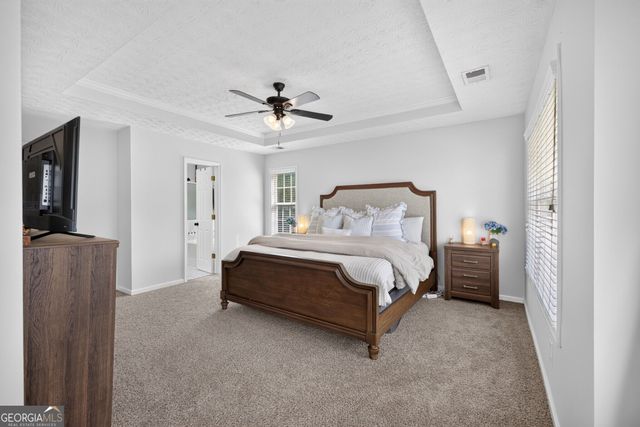 909 Milton Circle, Loganville, GA 30052