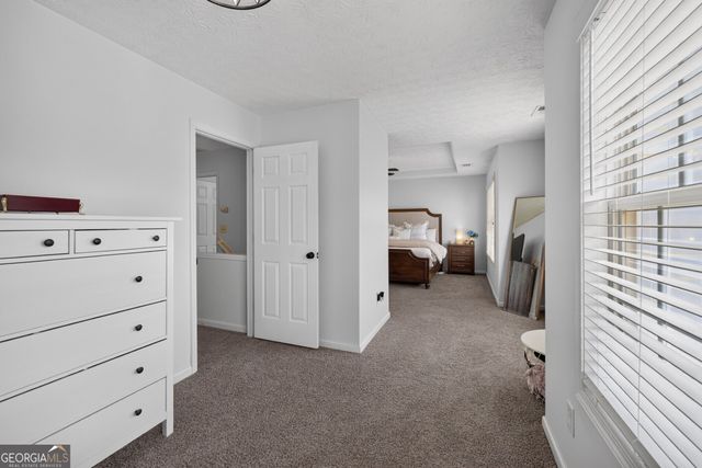 909 Milton Circle, Loganville, GA 30052