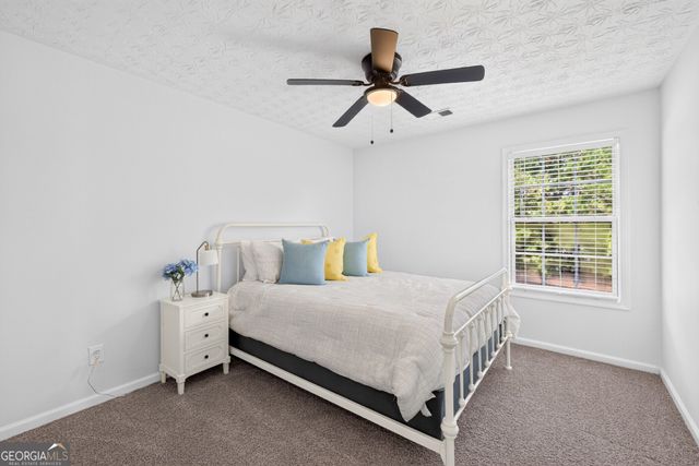 909 Milton Circle, Loganville, GA 30052
