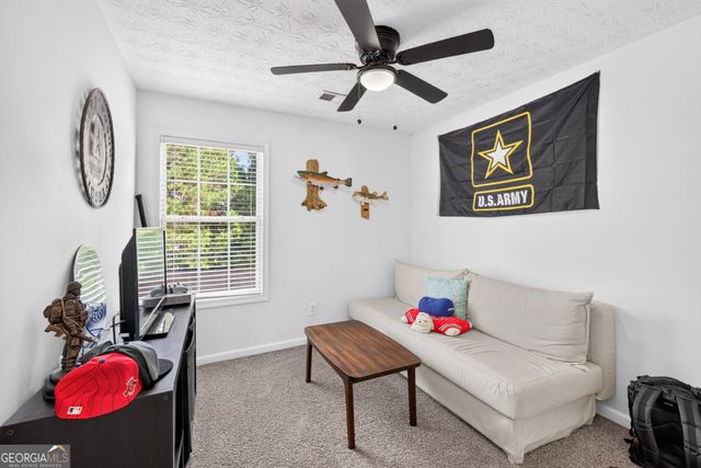 909 Milton Circle, Loganville, GA 30052