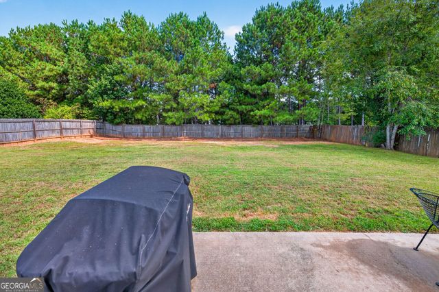 909 Milton Circle, Loganville, GA 30052