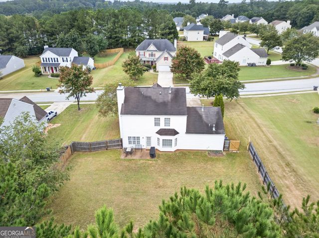 909 Milton Circle, Loganville, GA 30052