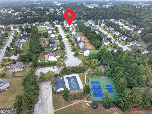 909 Milton Circle, Loganville, GA 30052