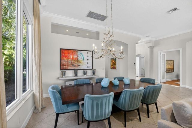 274 Porto Vecchio Way, Palm Beach Gardens, FL 33418