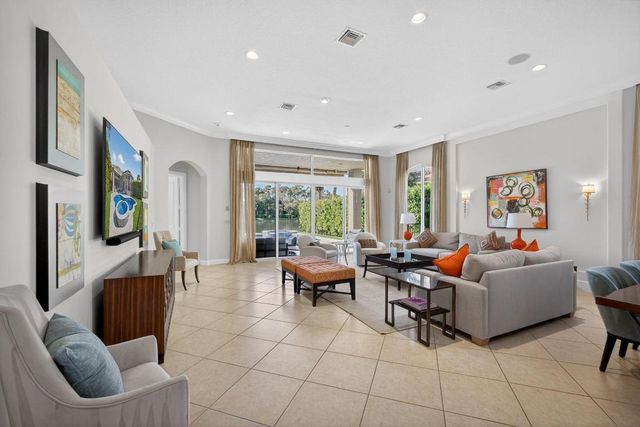 274 Porto Vecchio Way, Palm Beach Gardens, FL 33418