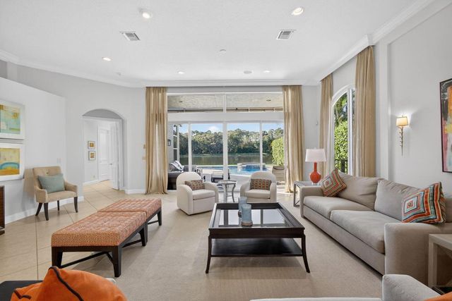 274 Porto Vecchio Way, Palm Beach Gardens, FL 33418