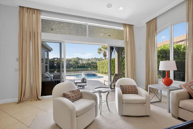 274 Porto Vecchio Way, Palm Beach Gardens, FL 33418