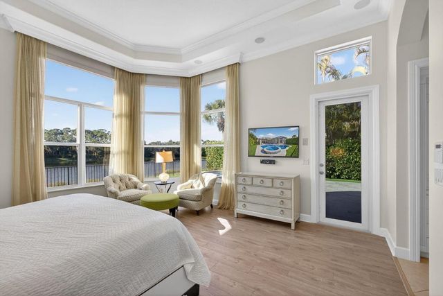 274 Porto Vecchio Way, Palm Beach Gardens, FL 33418