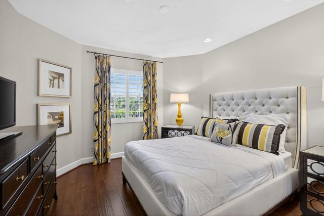 274 Porto Vecchio Way, Palm Beach Gardens, FL 33418