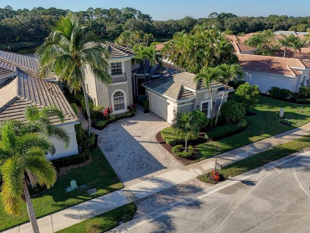 274 Porto Vecchio Way, Palm Beach Gardens, FL 33418