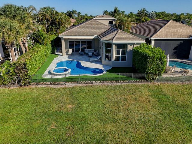274 Porto Vecchio Way, Palm Beach Gardens, FL 33418