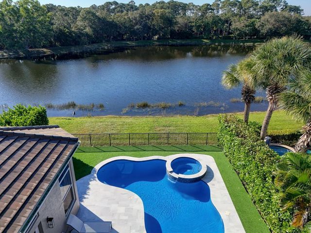 274 Porto Vecchio Way, Palm Beach Gardens, FL 33418