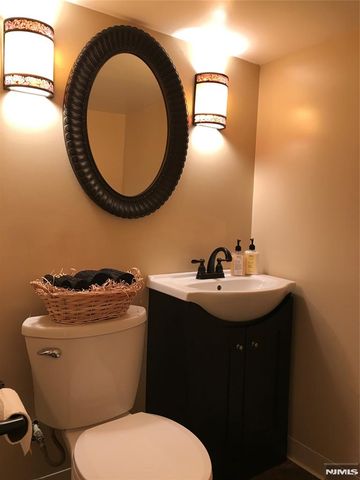 21-23 Union Place 1st FLR, Ridgefield Park, NJ 07660