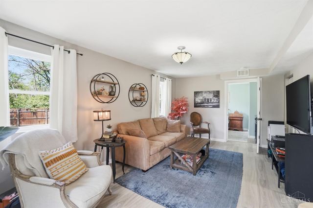 212 Kings Mills Road, Mason, OH 45040