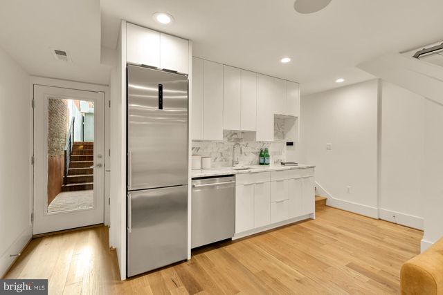 944 WESTMINSTER ST NW, Washington, DC 20001