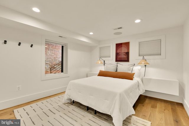 944 WESTMINSTER ST NW, Washington, DC 20001