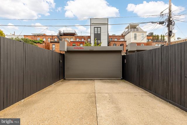944 WESTMINSTER ST NW, Washington, DC 20001