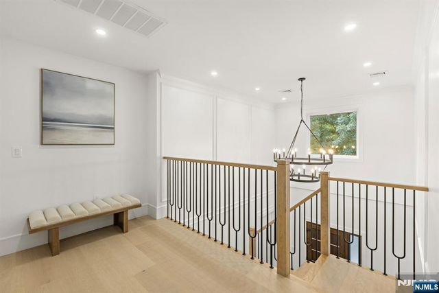 181 West Street, Closter, NJ 07624