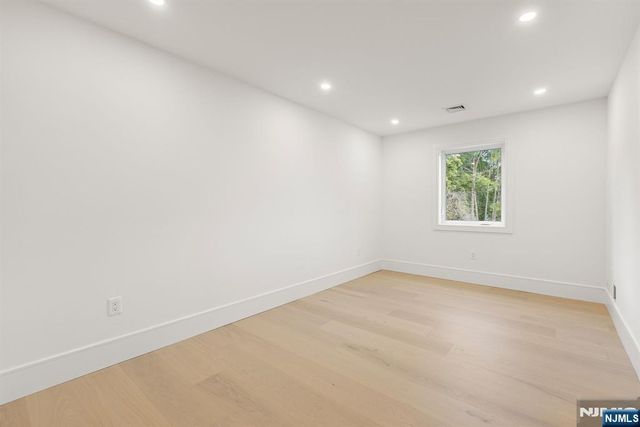 181 West Street, Closter, NJ 07624
