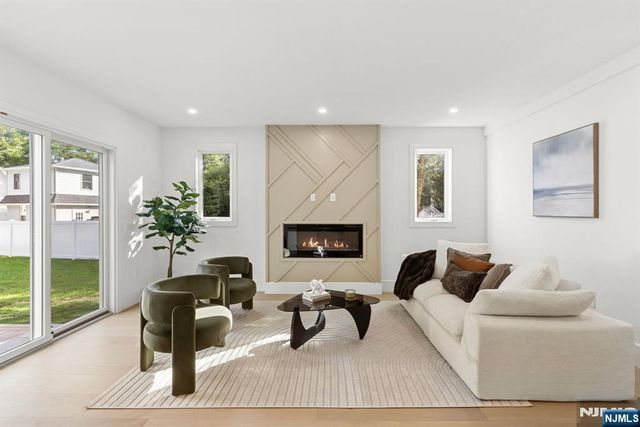 181 West Street, Closter, NJ 07624