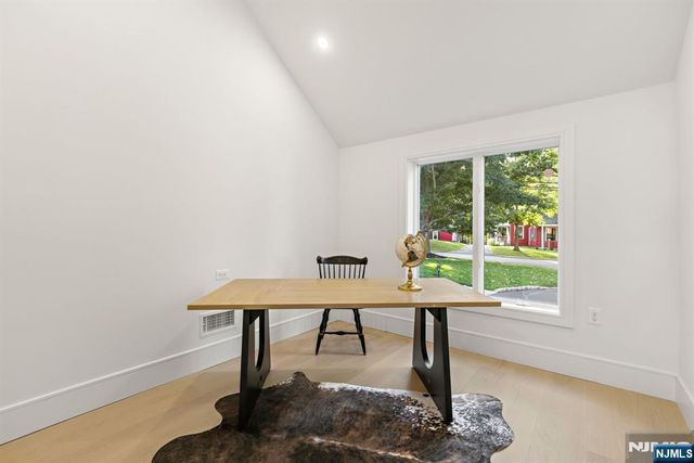 181 West Street, Closter, NJ 07624