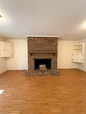 2 Hunting Country Trail, Tryon, NC 28782